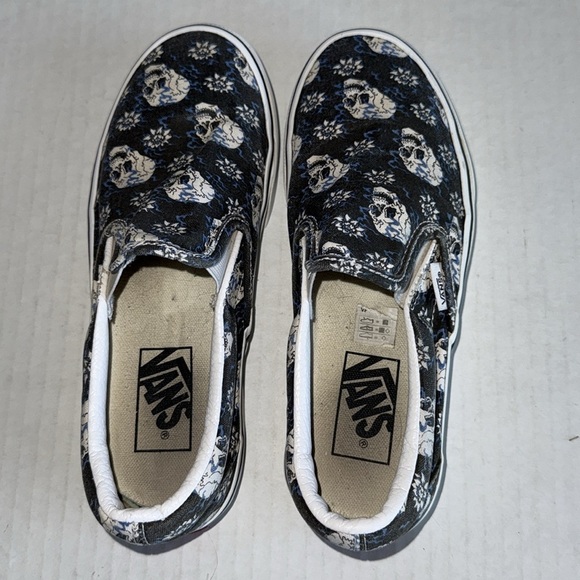 Vans Classic Flash Skulls Slip On Sneakers - Picture 9 of 11